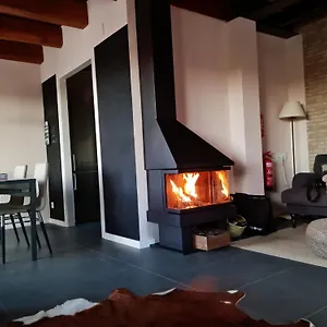 Masia Les Apieres Casa rural El Pla de Manlleu